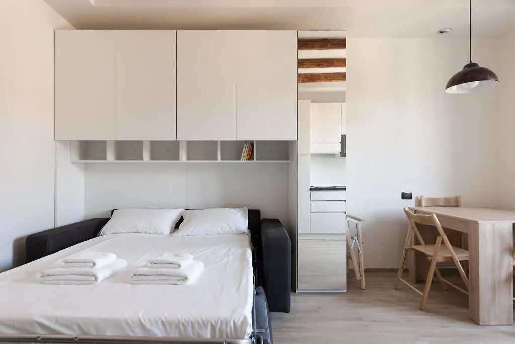 Youhosty - Imbonati 15 Milan Apartment